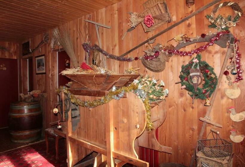 פנסיון Guest House Chalet Saint Roch