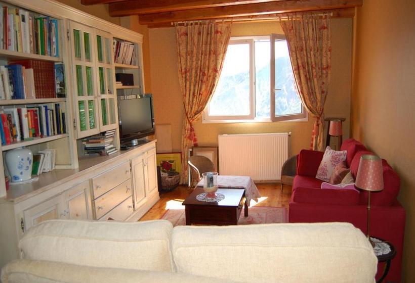 膳宿费 La Charlisa