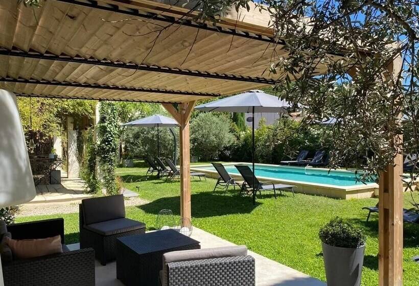 פנסיון Le Jardin De Lau