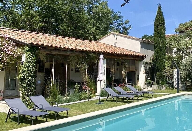 פנסיון Le Jardin De Lau