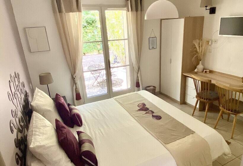 פנסיון Le Jardin De Lau