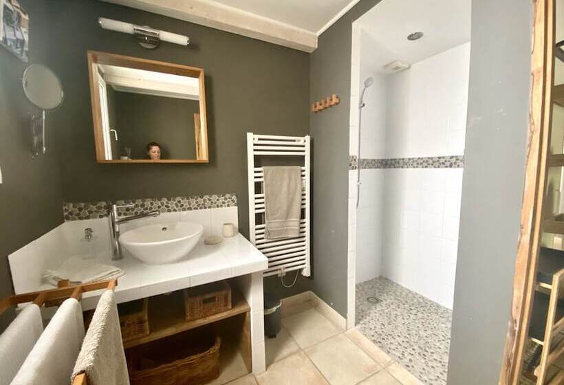 بنسيون Le Jardin De Lau