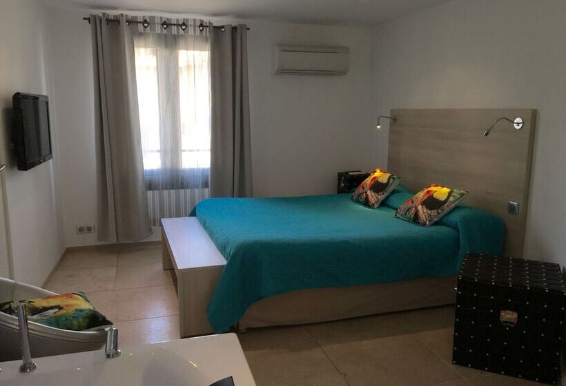 פנסיון Chambres Du Vieux Bistrot