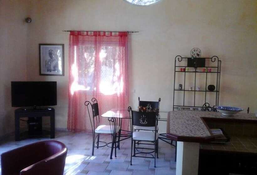 بنسيون Mas Des Lys