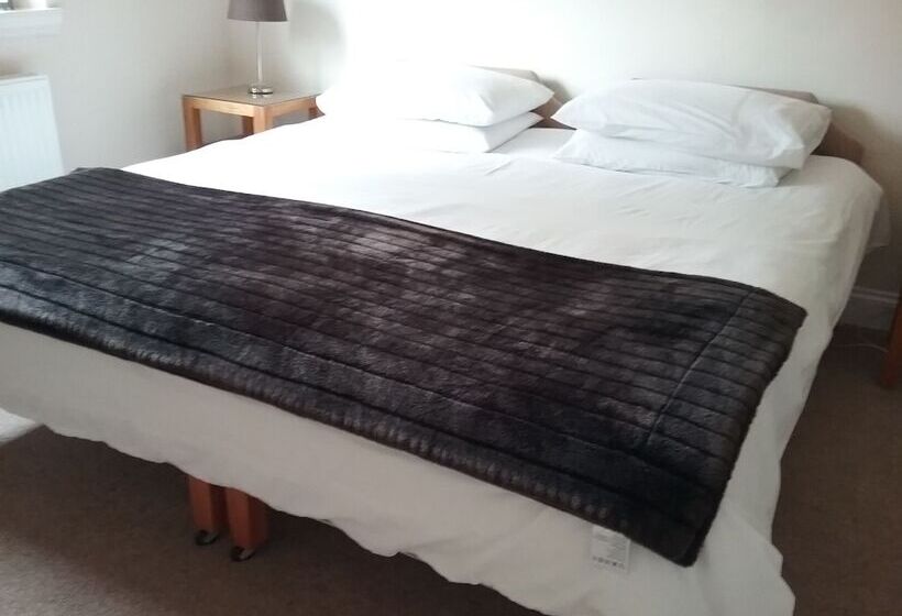 펜션 Shangri La Bed And Breakfast