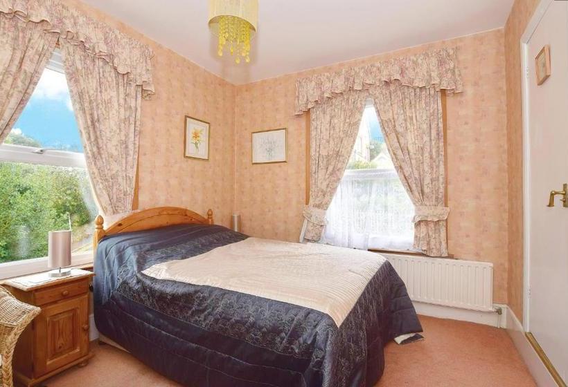 פנסיון Sunny Bank Guest House