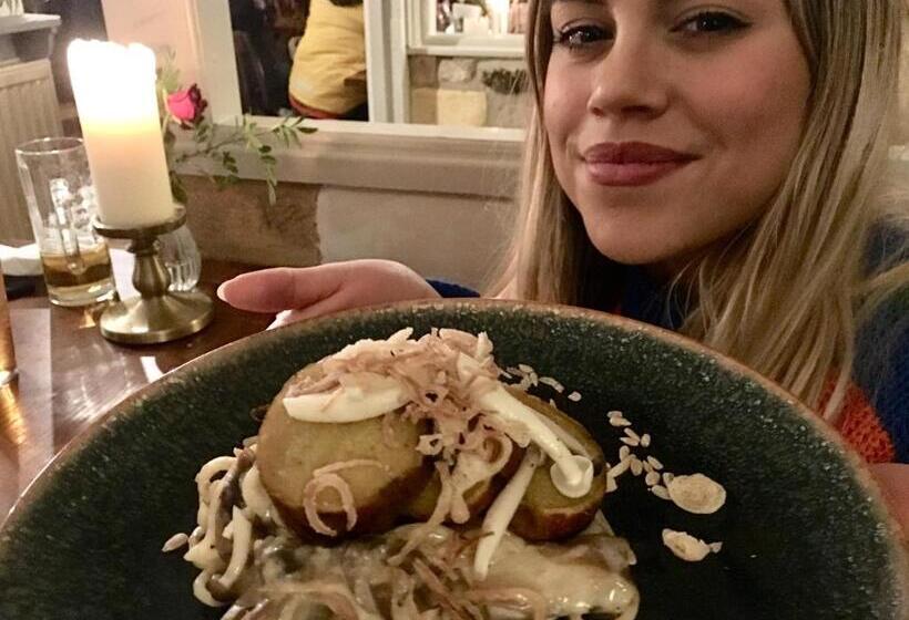 فندق صغير The Mousetrap Inn