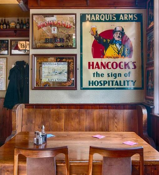 호스텔 The Red Lion