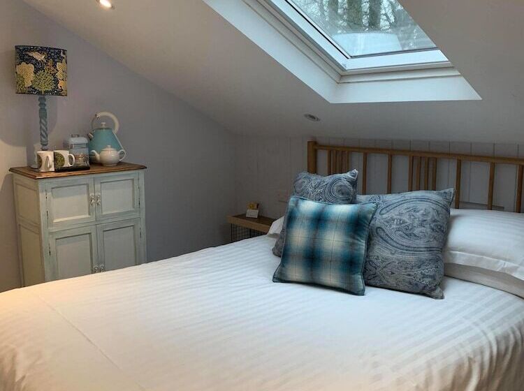 ユースホステル The Wheatsheaf Inn