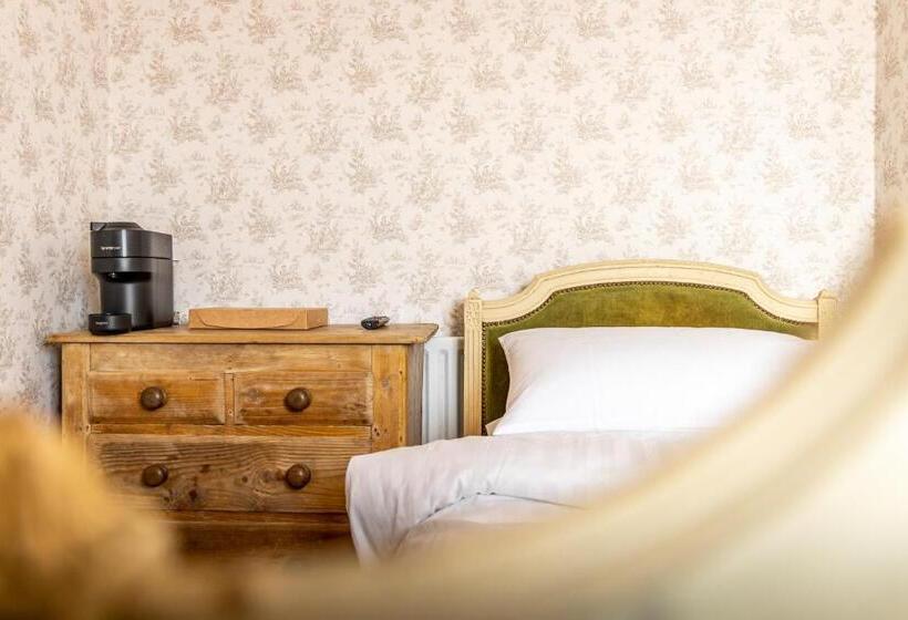 הוסטל Whichcote Arms