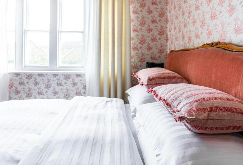 הוסטל Whichcote Arms