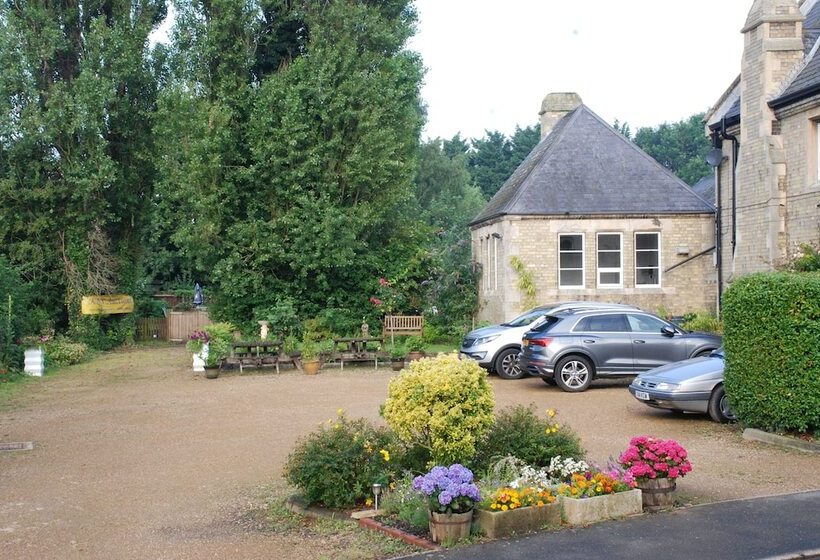 הוסטל Whichcote Arms