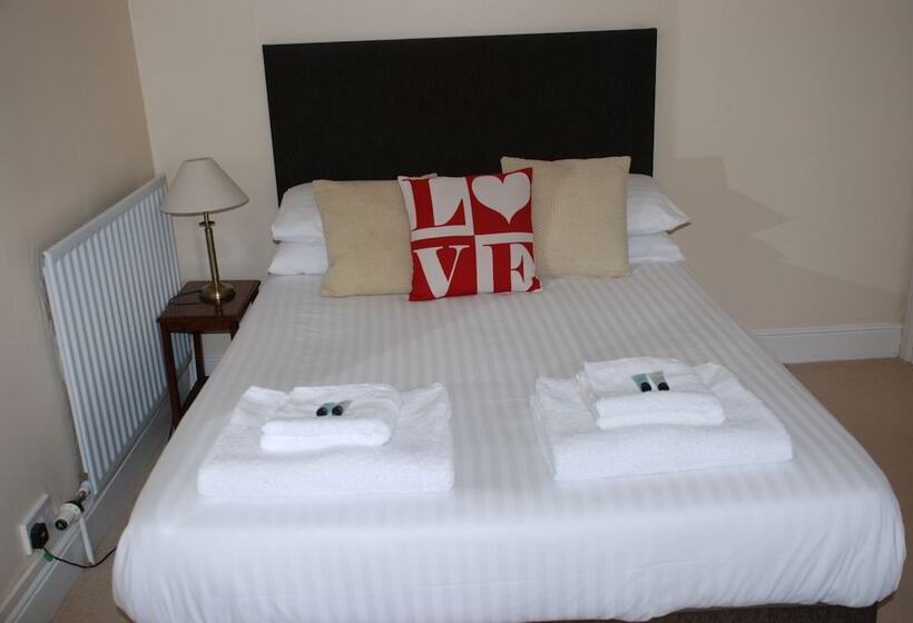 הוסטל Whichcote Arms