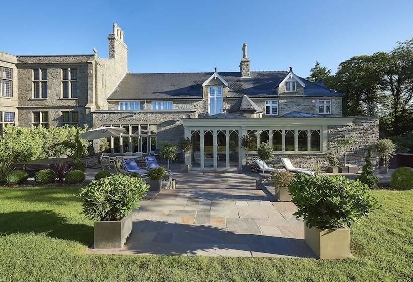 Lanelay Hall Hotel & Spa