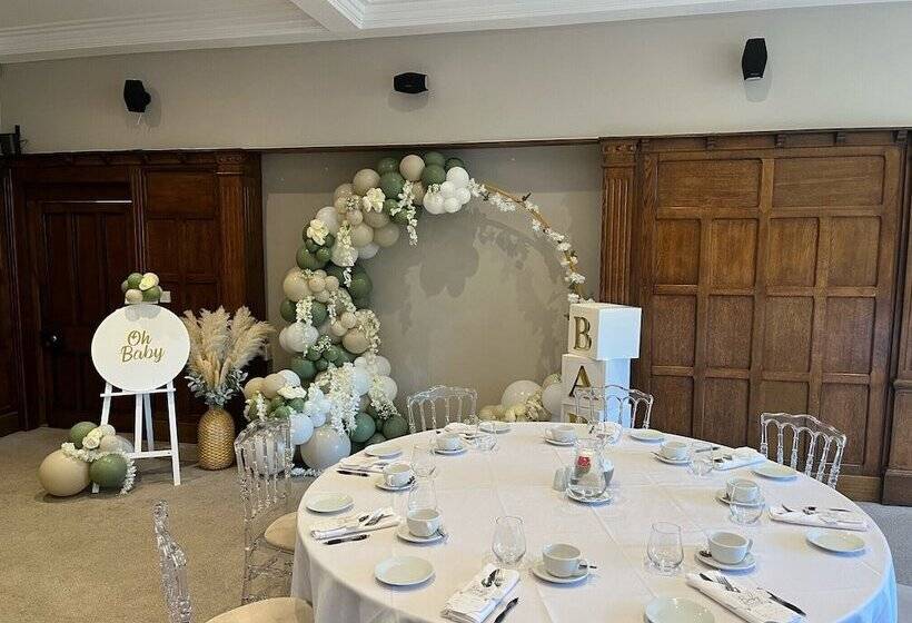 Lanelay Hall Hotel & Spa