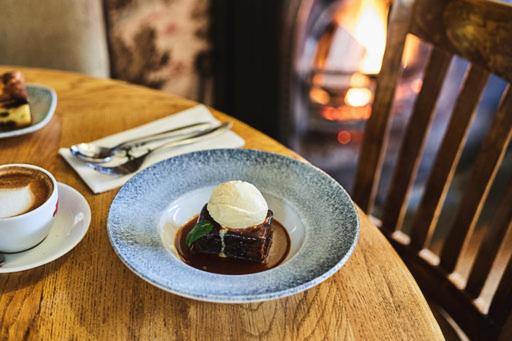 酒店 The Stag On The River