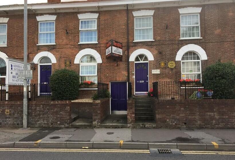 פנסיון Admiral Blake Guest House