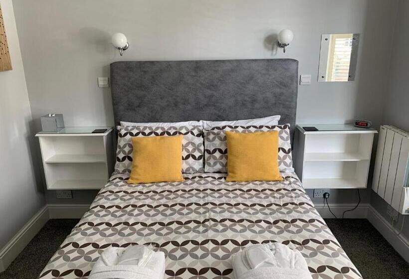 פנסיון Armada Guesthouse