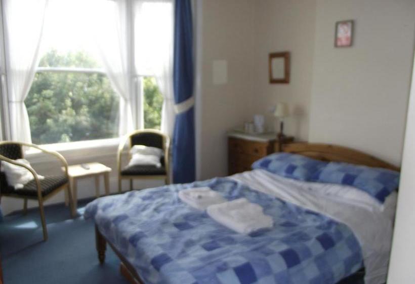 פנסיון Beaufort Guesthouse