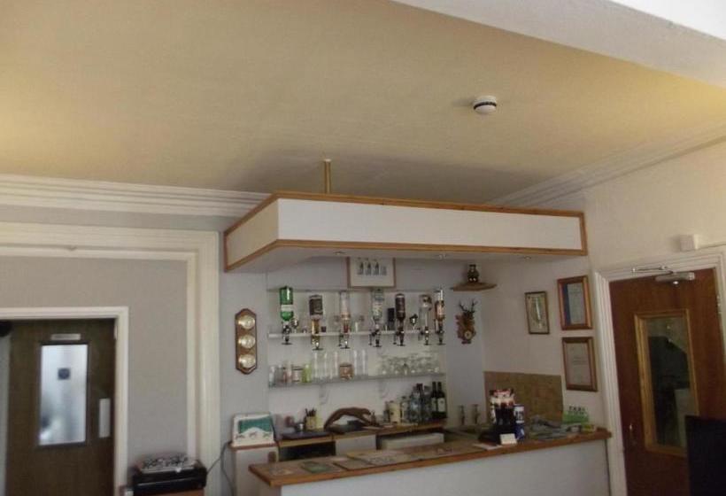 פנסיון Beaufort Guesthouse