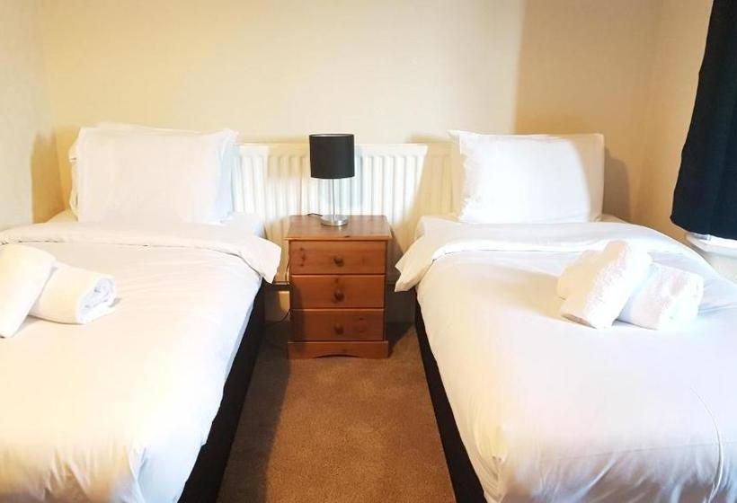 פנסיון Carmel Serviced Rooms