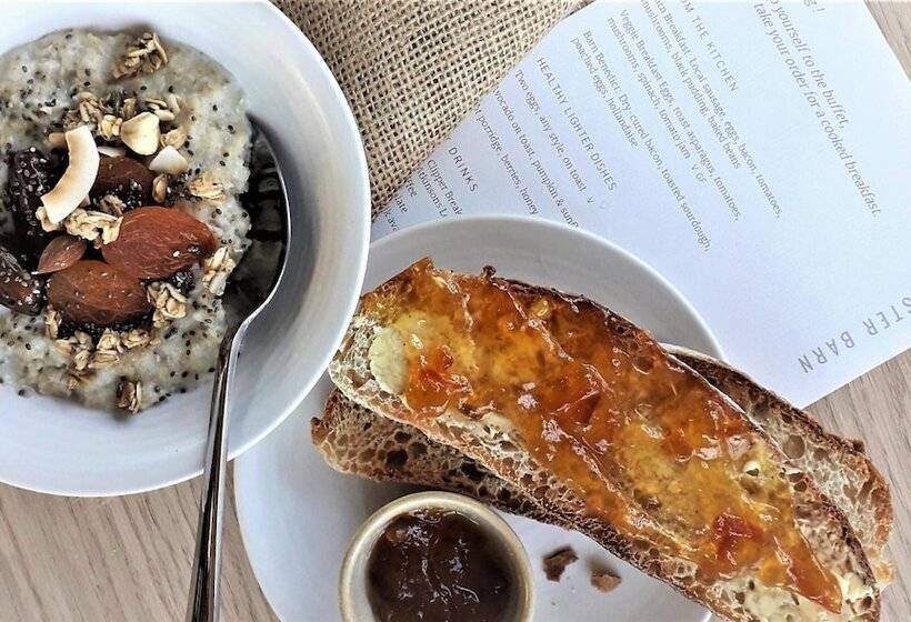 펜션 Lancaster Barn