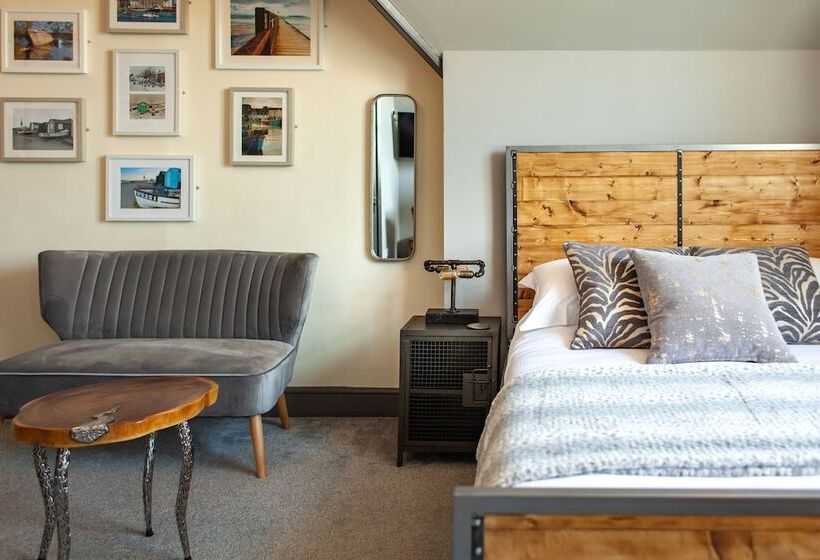 פנסיון Oaklands Guest House