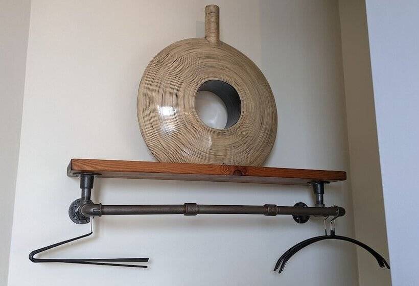 פנסיון Oaklands Guest House