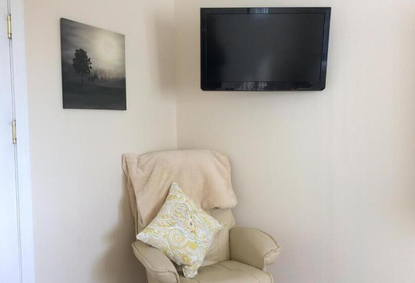 펜션 Rudan Guest House Ab53 6uq