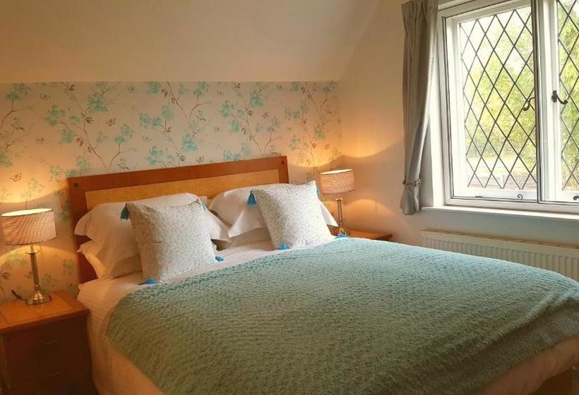 펜션 Sadlers Guest House