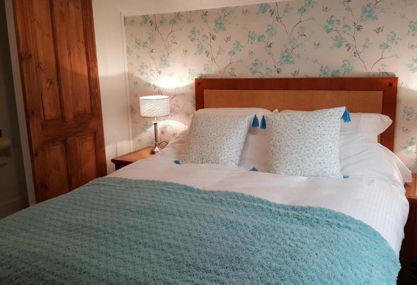 펜션 Sadlers Guest House