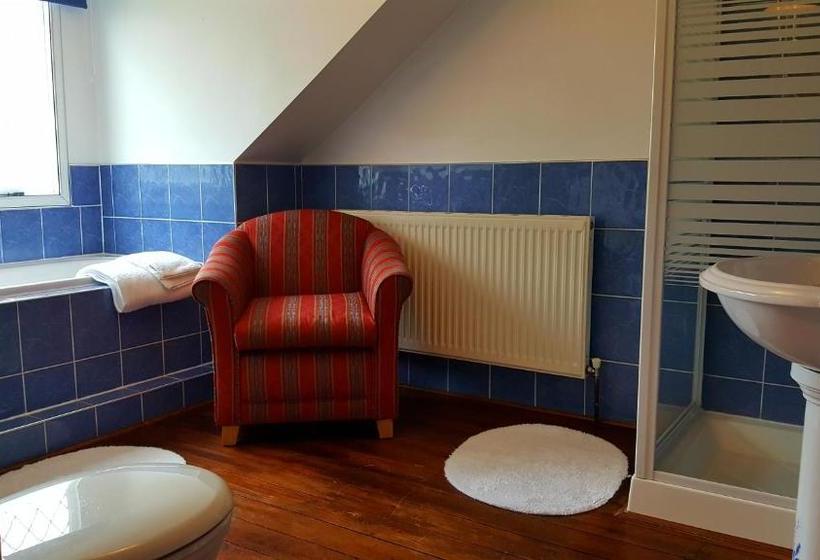 펜션 Sadlers Guest House