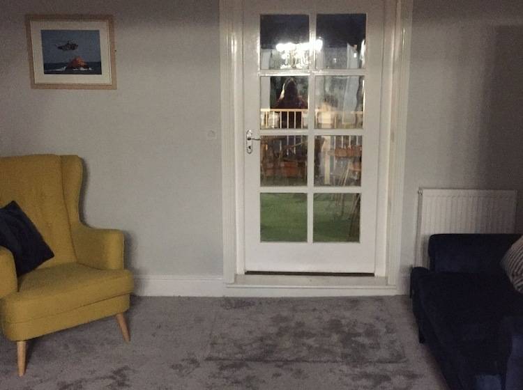 بنسيون The Ocean Guesthouse