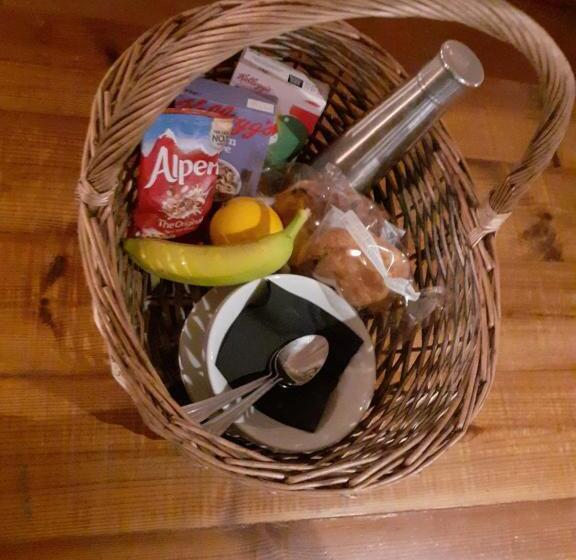 ユースホステル Angel @ Kingst