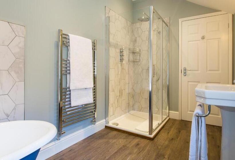 ユースホステル The Chequers Marlow