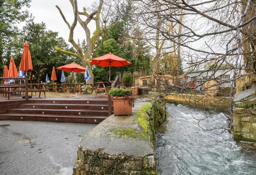 فندق صغير Duke Of Wellington