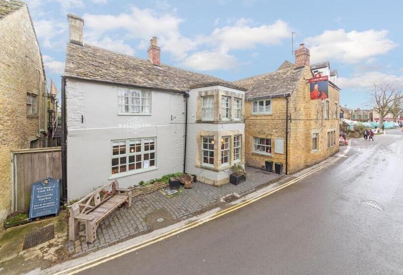 호스텔 Duke Of Wellington