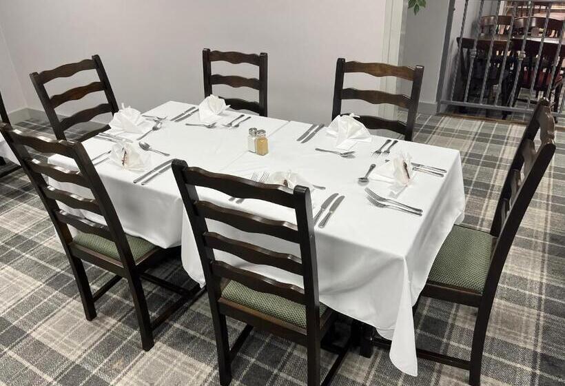 هاستل Harleys Inn