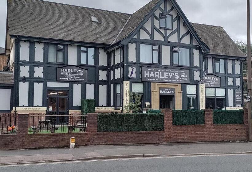 هاستل Harleys Inn