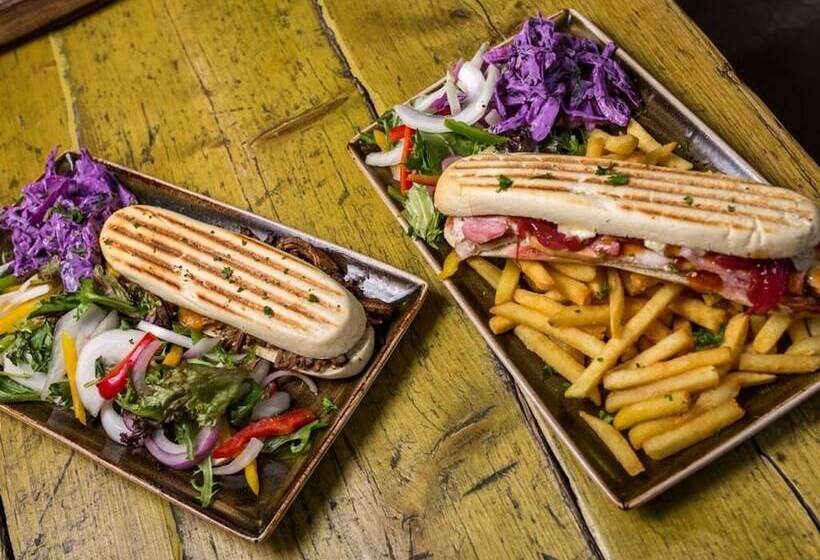 فندق صغير The Dirty Bottles Inn