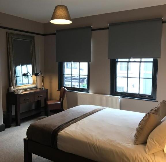 ユースホステル The Eton Mess