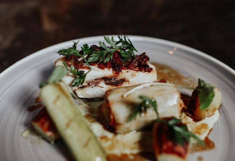 ユースホステル The Eton Mess