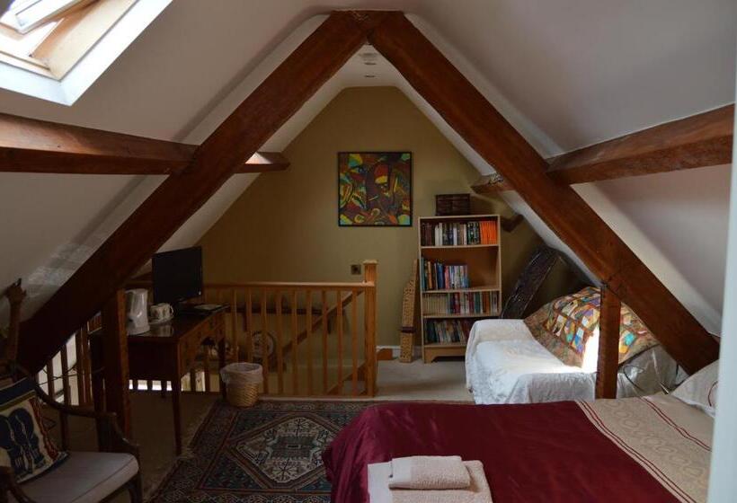 فندق صغير The George Inn