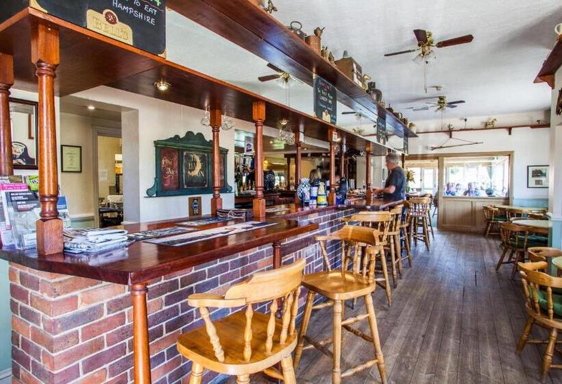 ユースホステル The Half Moon