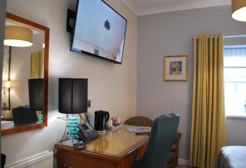 ユースホステル The Lion And The Lamb