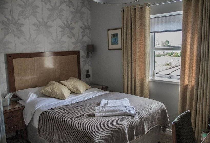 ユースホステル The Lion And The Lamb