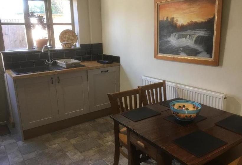 호스텔 The Salford Inn