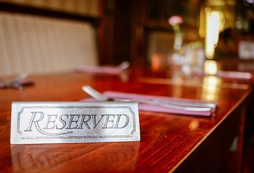 ユースホステル Waterhouse Inn