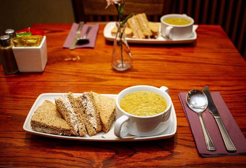 ユースホステル Waterhouse Inn