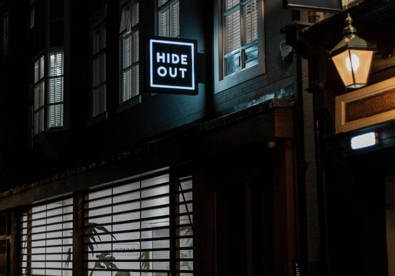 هتل Hideout